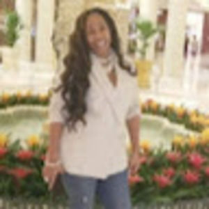 Meet your Posher, Dana